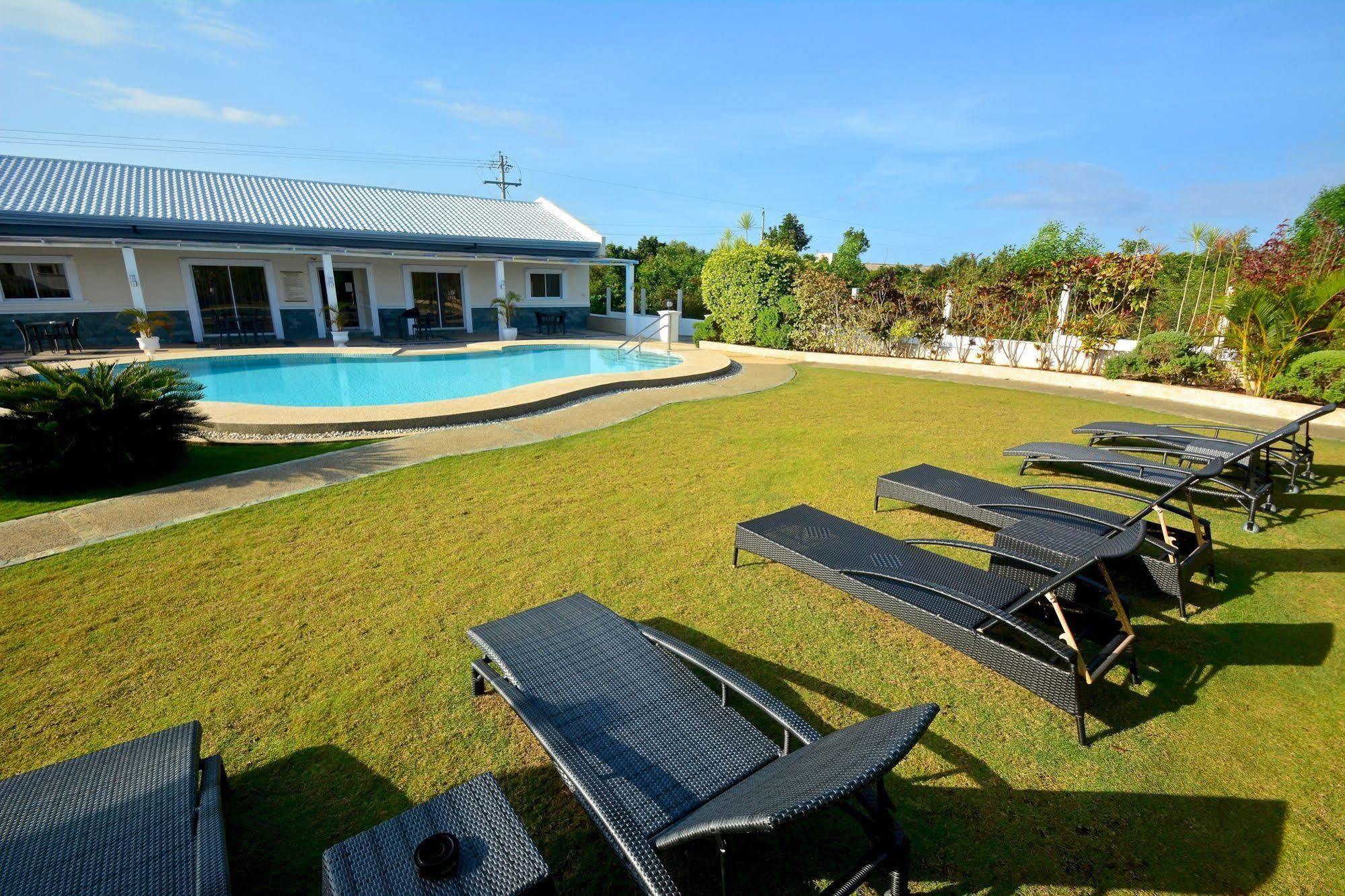 Olivia Resort Serviced Apartments And Bungalows Panglao Exterior foto